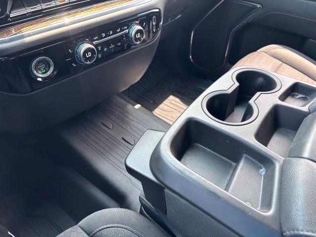 Thumbnail: 2022 GMC Sierra 1500 - 22