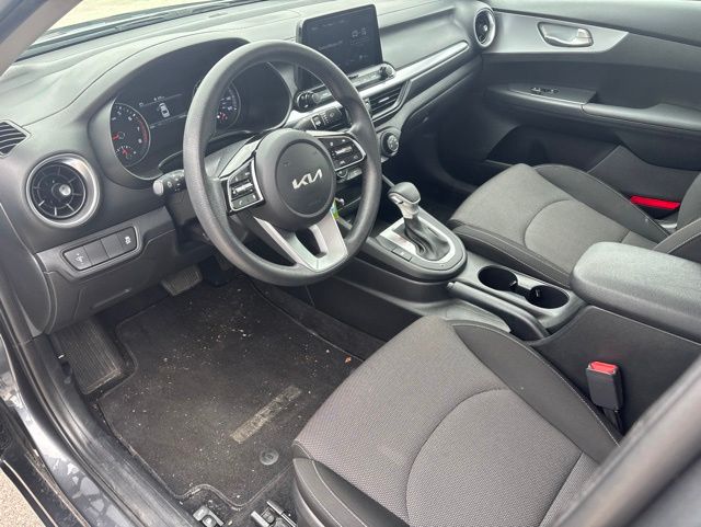 Thumbnail: 2023 Kia Forte - 2