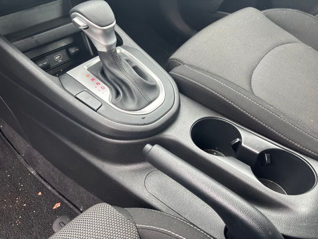 Thumbnail: 2023 Kia Forte - 22