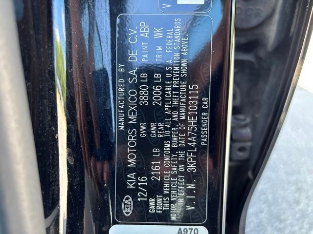 Thumbnail: 2017 Kia Forte - 14