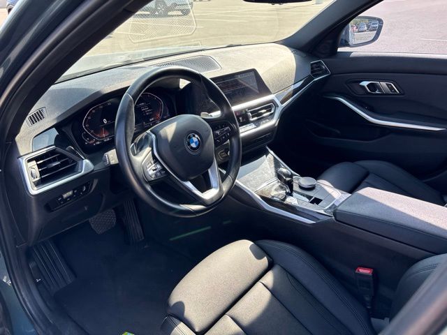 Thumbnail: 2021 BMW 3 Series - 2