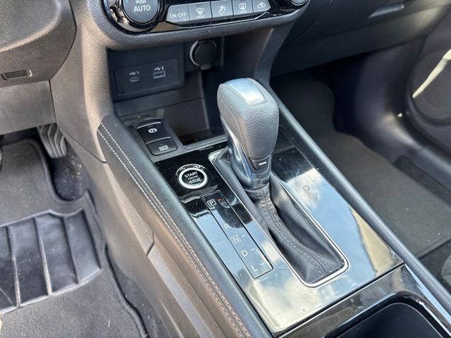 Thumbnail: 2021 Nissan Kicks - 24