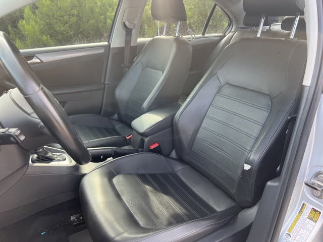 2013 Volkswagen Jetta SEL 9