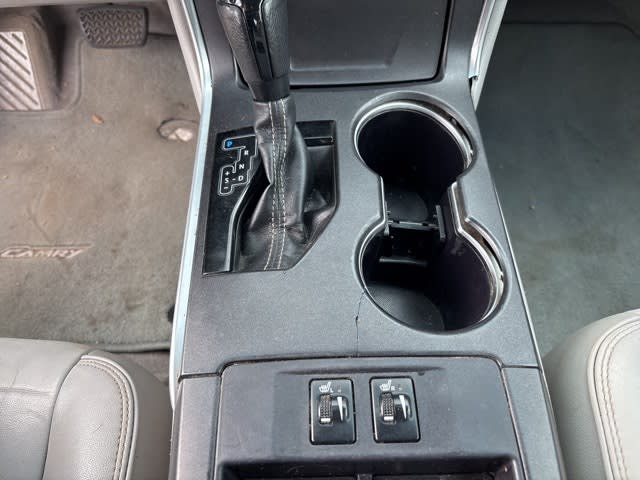 Thumbnail: 2017 Toyota Camry - 21