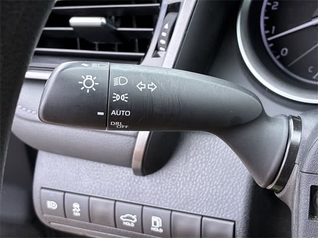 Thumbnail: 2023 Toyota Camry - 17