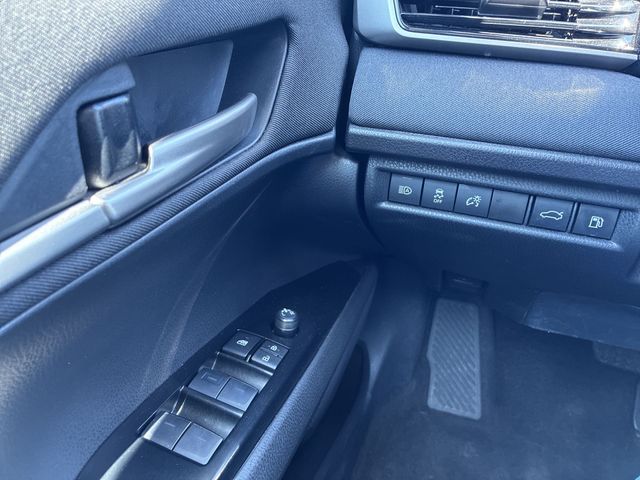 Thumbnail: 2025 Toyota Camry - 38