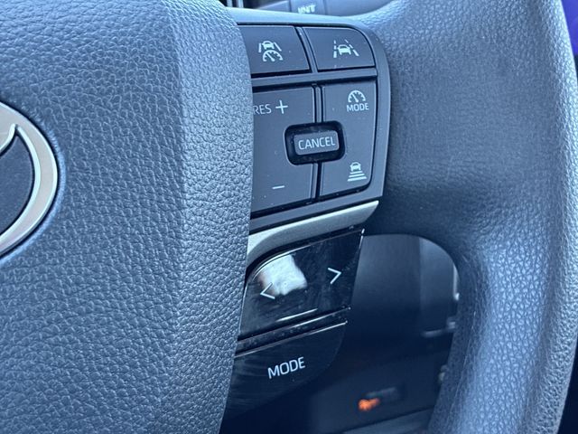 Thumbnail: 2025 Toyota Camry - 31