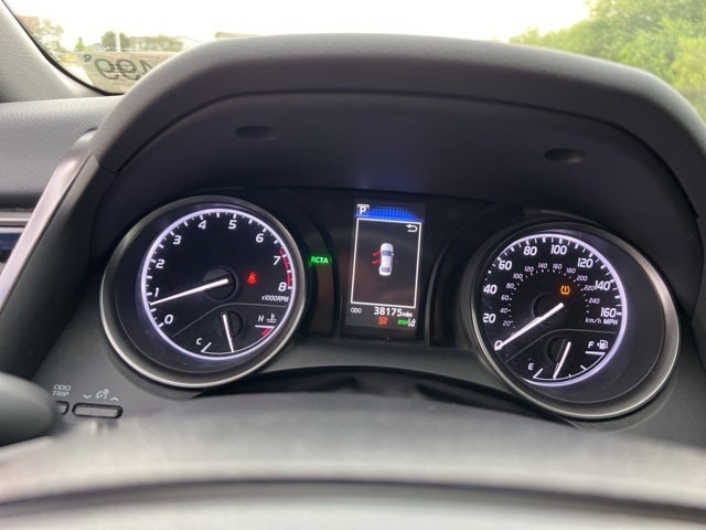 2021 Toyota Camry SE 14