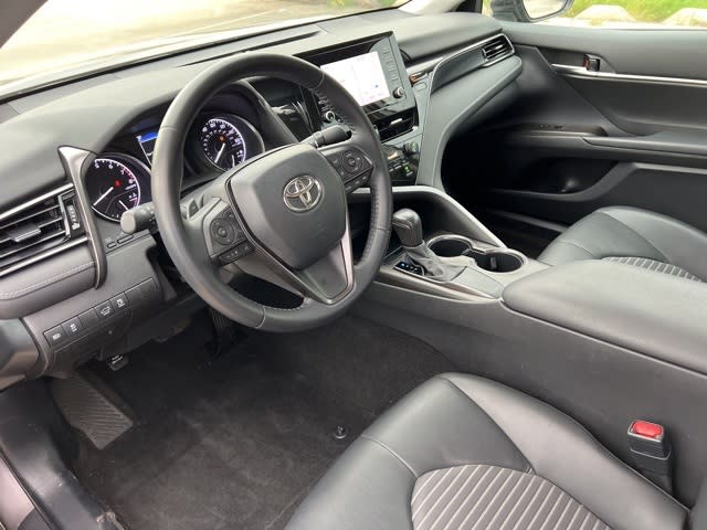 2021 Toyota Camry SE 2