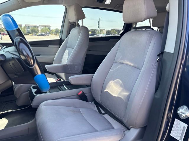 Thumbnail: 2022 Honda Odyssey - 24