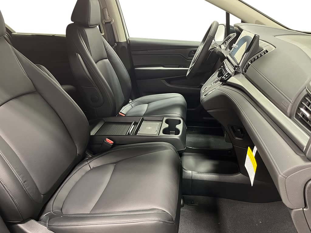 Thumbnail: 2026 Honda Odyssey - 12