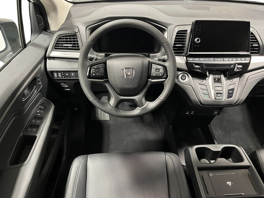 Thumbnail: 2026 Honda Odyssey - 10