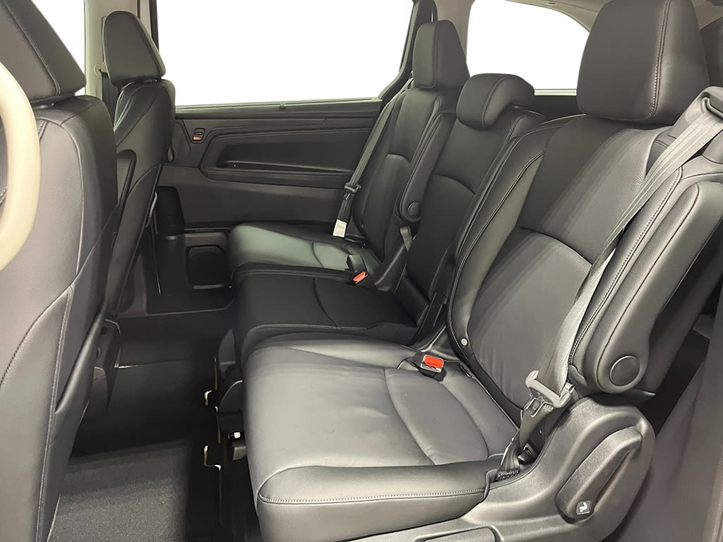 Thumbnail: 2026 Honda Odyssey - 13