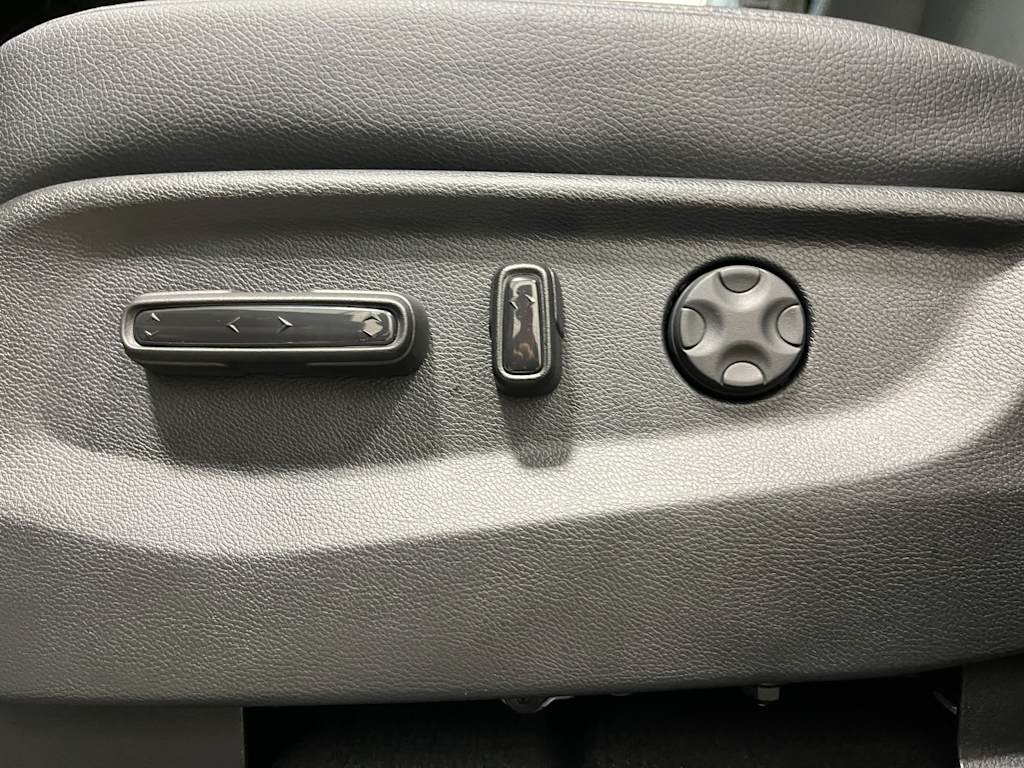 Thumbnail: 2027 Honda Odyssey - 21