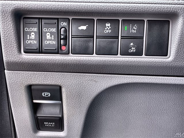 Thumbnail: 2018 Honda Odyssey - 41