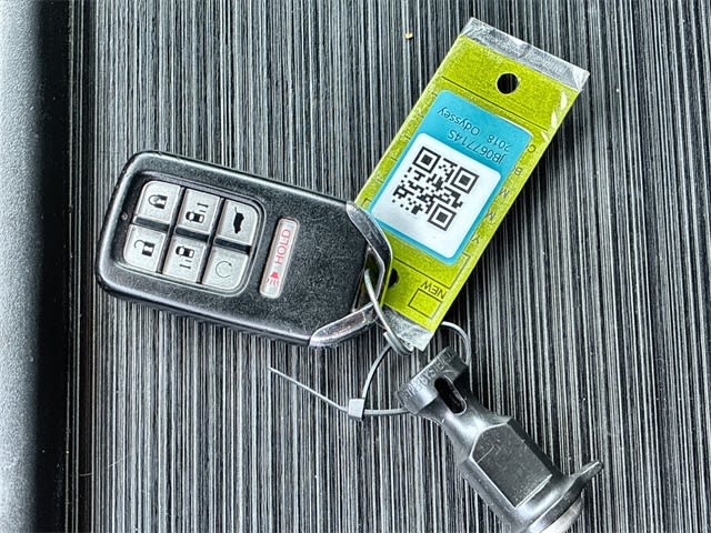 Thumbnail: 2018 Honda Odyssey - 20