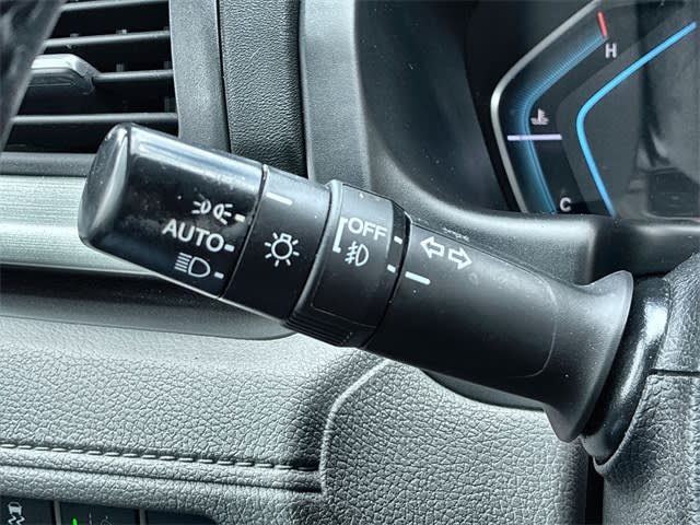 Thumbnail: 2018 Honda Odyssey - 17