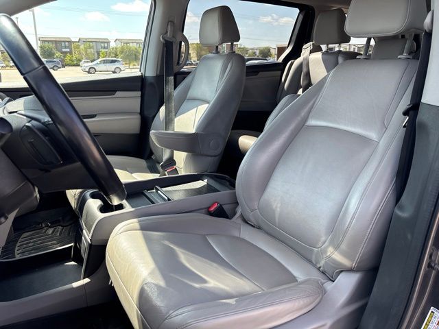Thumbnail: 2018 Honda Odyssey - 8