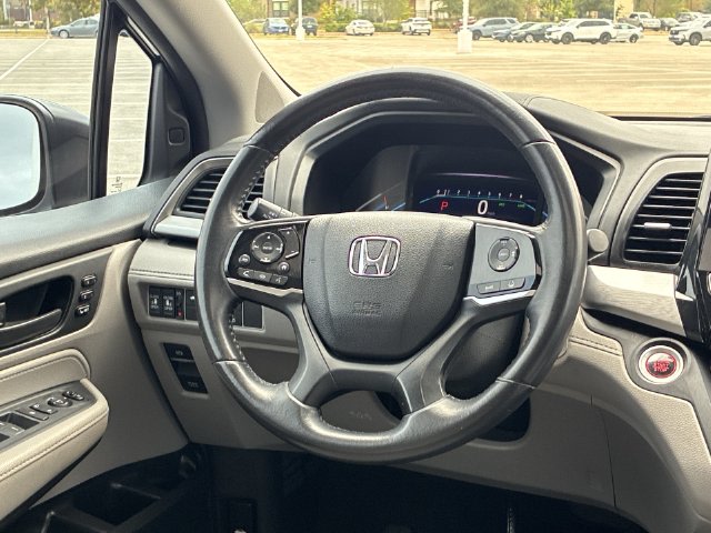 Thumbnail: 2019 Honda Odyssey - 14
