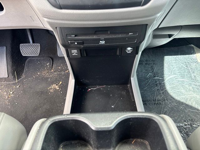 Thumbnail: 2019 Honda Odyssey - 24