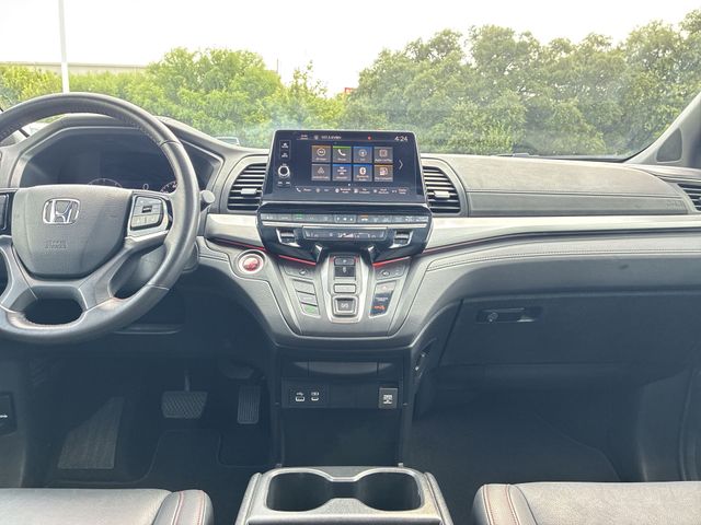 Thumbnail: 2025 Honda Odyssey - 14