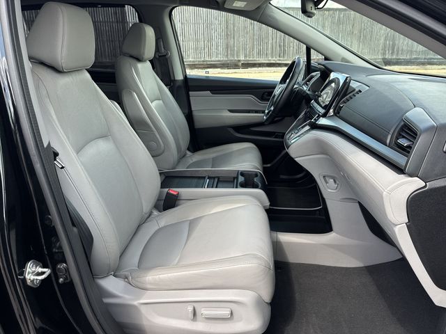 Thumbnail: 2018 Honda Odyssey - 31