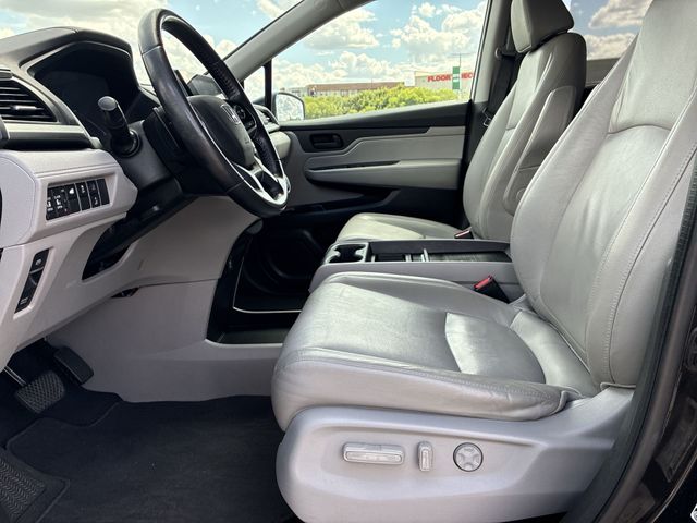 Thumbnail: 2018 Honda Odyssey - 11