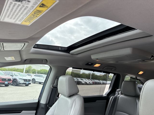 Thumbnail: 2021 Honda Odyssey - 28