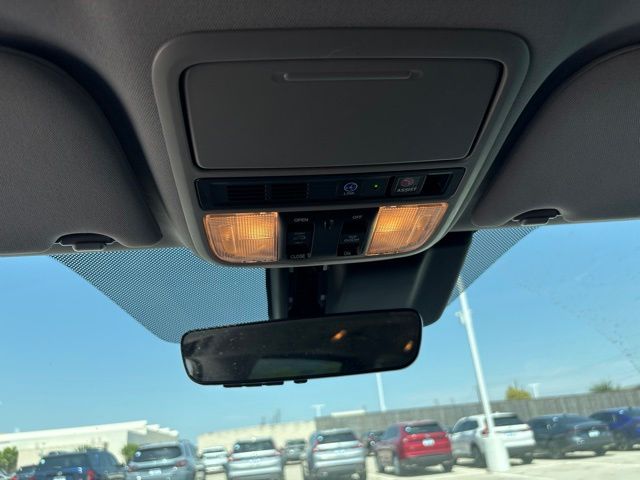 Thumbnail: 2019 Honda Odyssey - 22