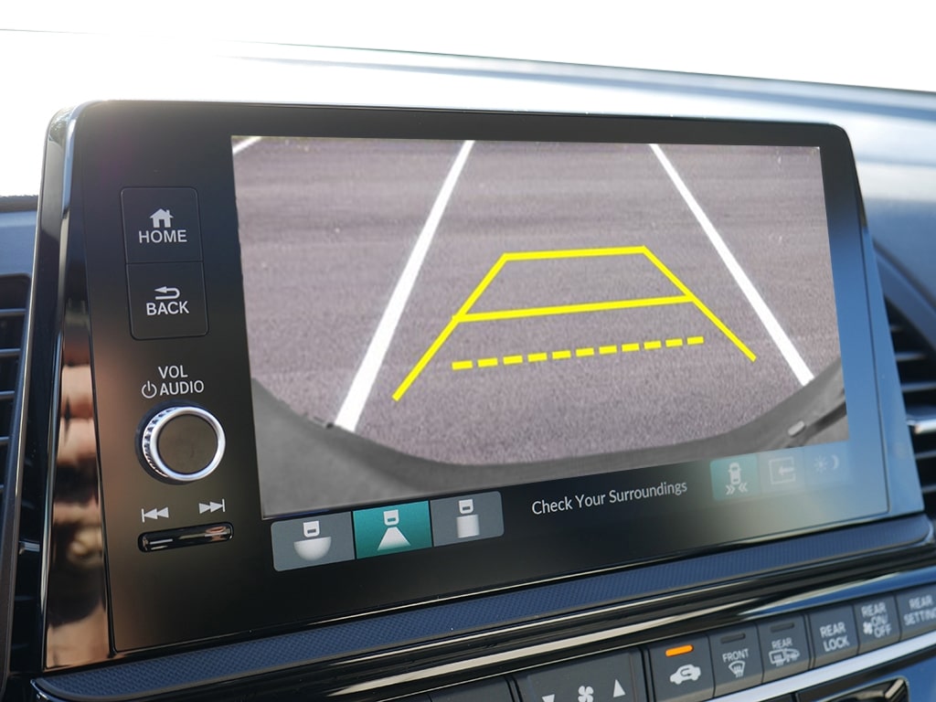 Thumbnail: 2026 Honda Odyssey - 17