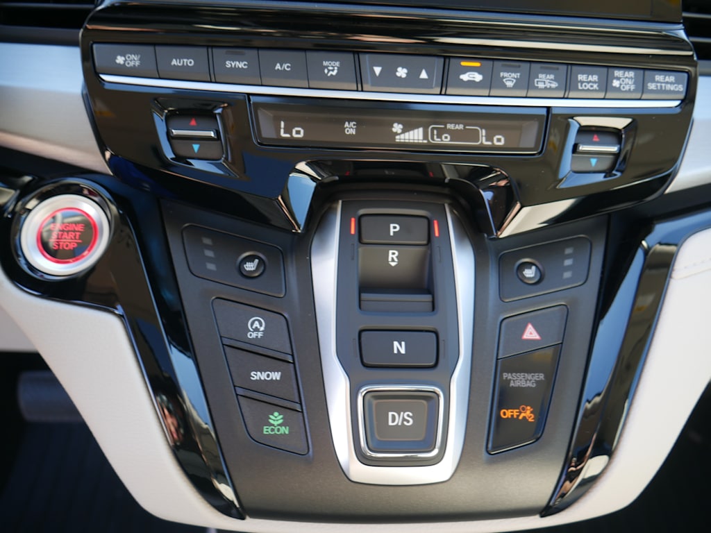 Thumbnail: 2026 Honda Odyssey - 18