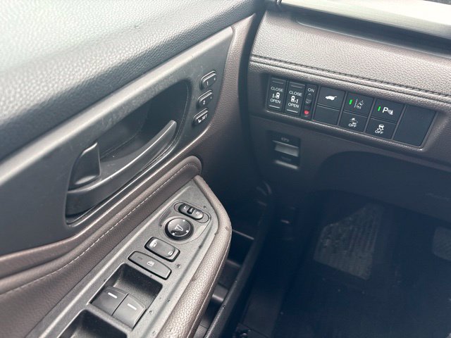 Thumbnail: 2018 Honda Odyssey - 23