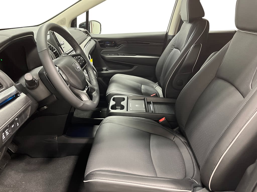 Thumbnail: 2026 Honda Odyssey - 9
