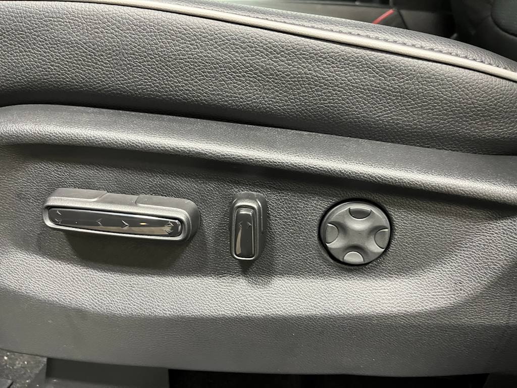 Thumbnail: 2026 Honda Odyssey - 16