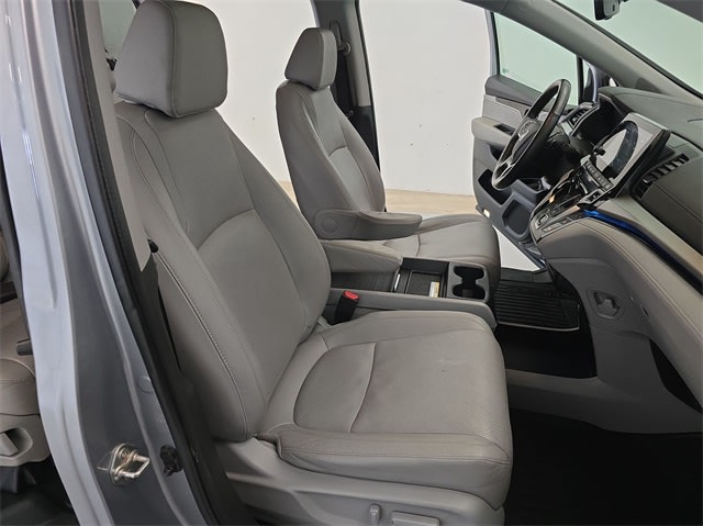 2019 Honda Odyssey Elite 32