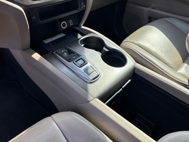 Thumbnail: 2022 Honda Pilot - 12