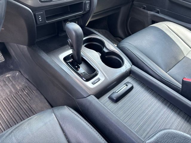 Thumbnail: 2017 Honda Pilot - 22