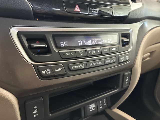 Thumbnail: 2017 Honda Pilot - 40