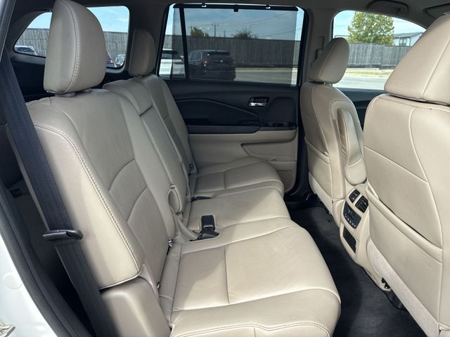 Thumbnail: 2019 Honda Pilot - 30