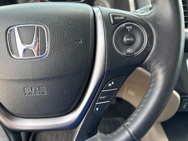 Thumbnail: 2017 Honda Pilot - 19