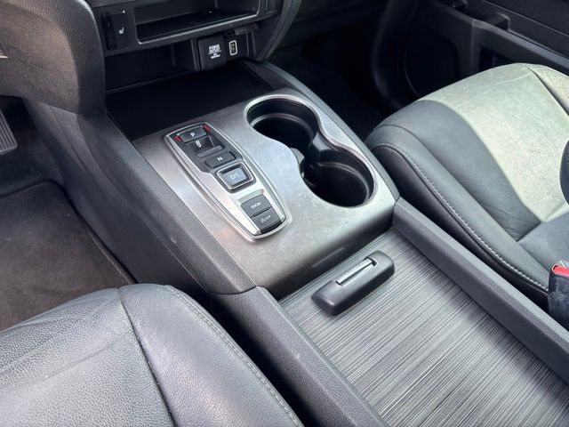 Thumbnail: 2021 Honda Pilot - 22