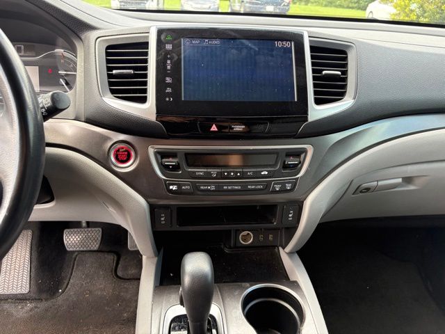 Thumbnail: 2016 Honda Pilot - 11