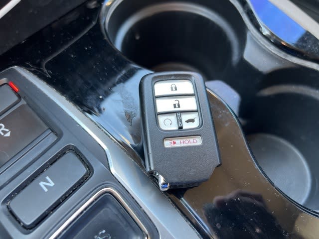 Thumbnail: 2016 Honda Pilot - 9