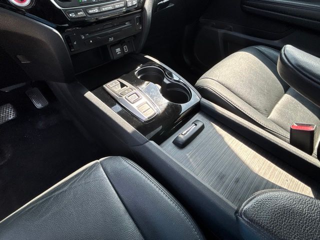 Thumbnail: 2021 Honda Pilot - 13