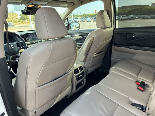 Thumbnail: 2019 Honda Pilot - 29