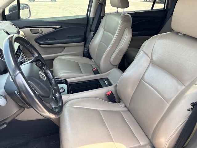 Thumbnail: 2020 Honda Pilot - 9