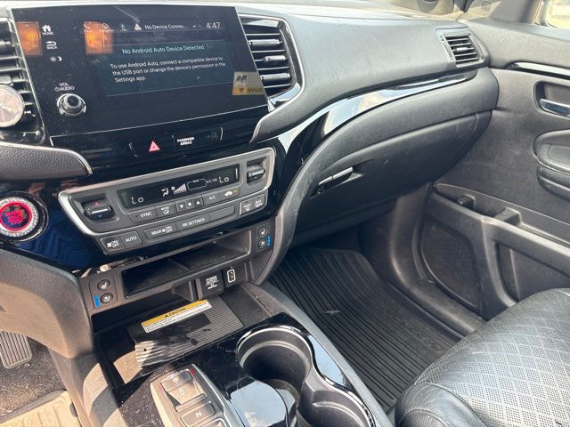 Thumbnail: 2019 Honda Passport - 24