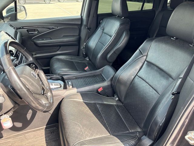 Thumbnail: 2019 Honda Passport - 9