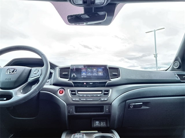 Thumbnail: 2023 Honda Passport - 14