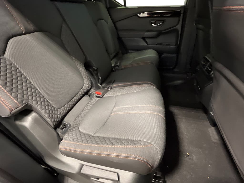 Thumbnail: 2025 Honda Pilot - 27